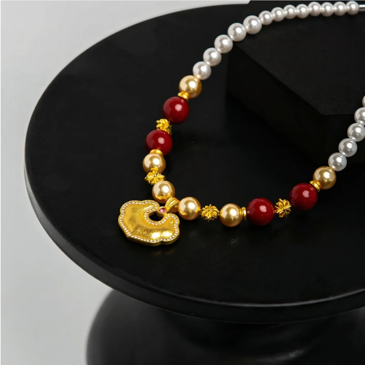 "Auspicious Ruyi" Red Agate & Pearl Pet Necklace